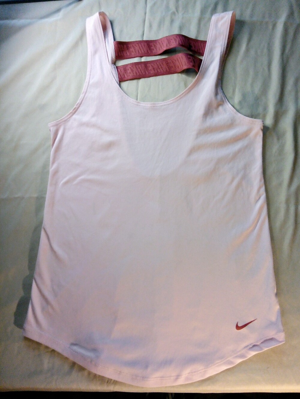 Nike Dri-FIT ActiveWear Top Size Xs Light Pink